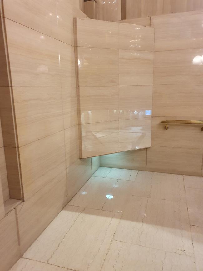 중동신도시 원룸 이사청소, 스팅거클리닝의 전문 서비스로 깨끗하게!