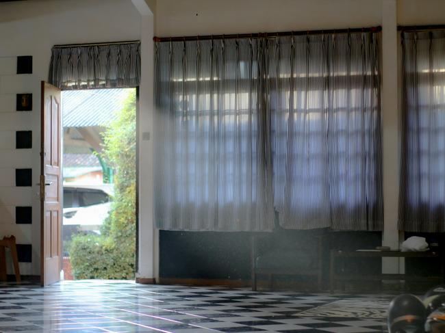 광주 현관청소 전문업체, 스팅거클리닝으로 깨끗한 입구 만들기