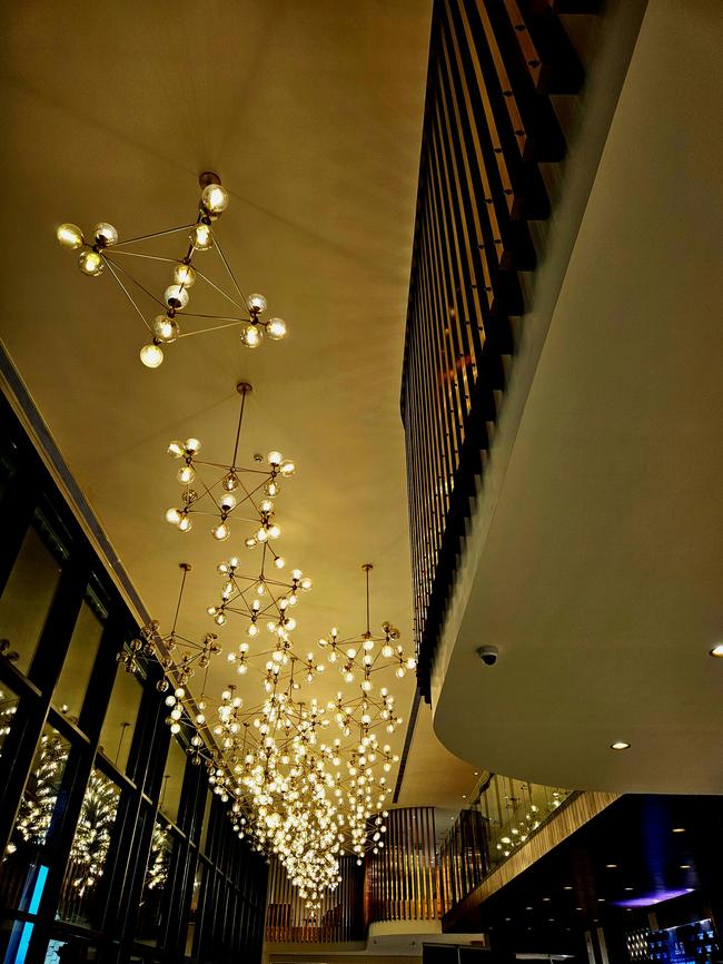 고양시 덕양구 벽면청소 전문, 스팅거클리닝으로 깨끗하게!